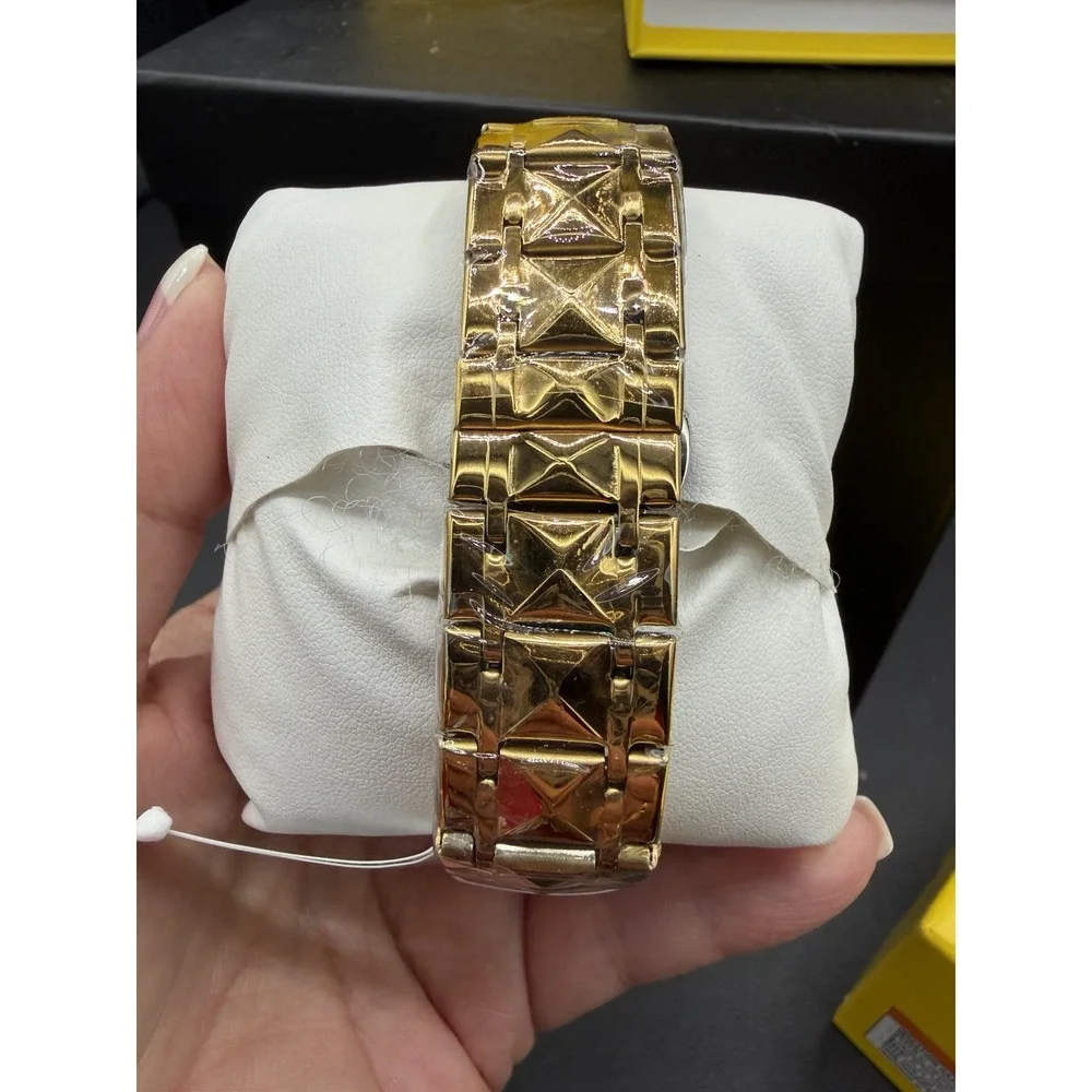 Invicta 69018 Men's Quartz Gold‑Plated Wristwatch 41MM w/ White Dial – NIB ⌚✨